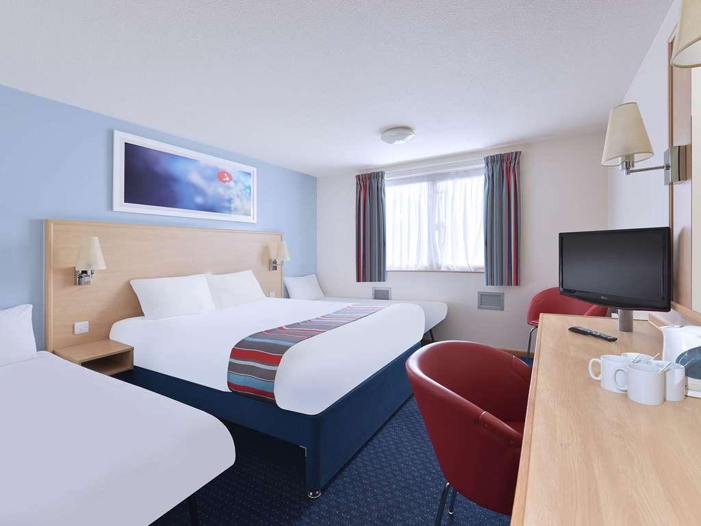 Travelodge Leeds Colton Garforth Camera foto